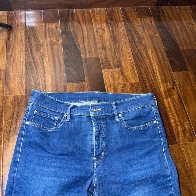 Levi's Dark Jeans