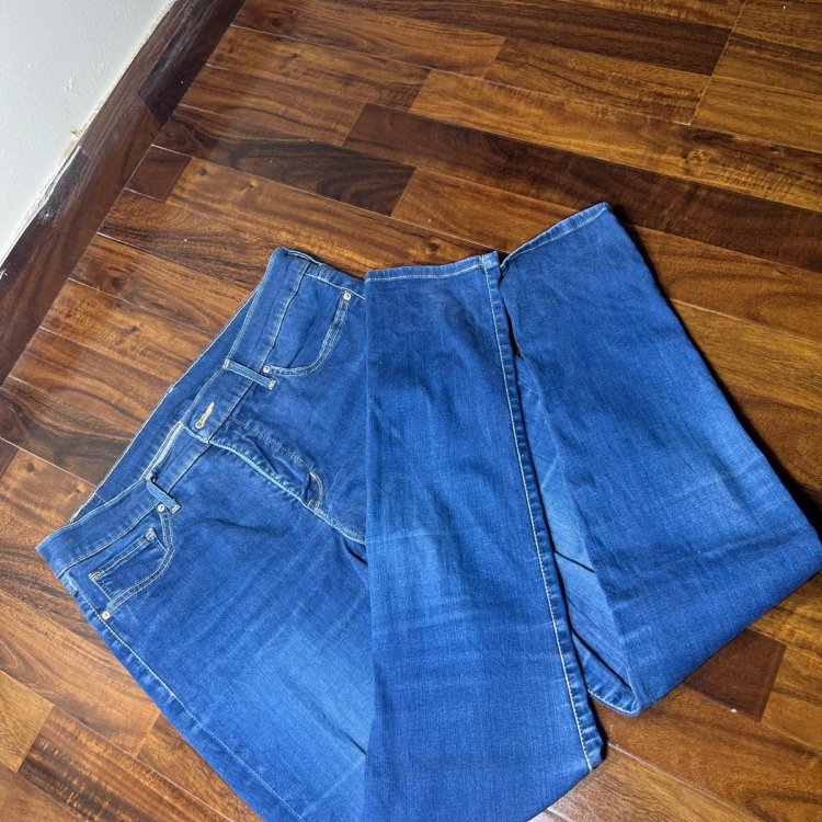 Levi's Dark Jeans