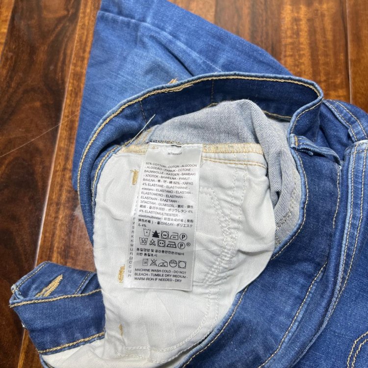 Levi's Dark Jeans