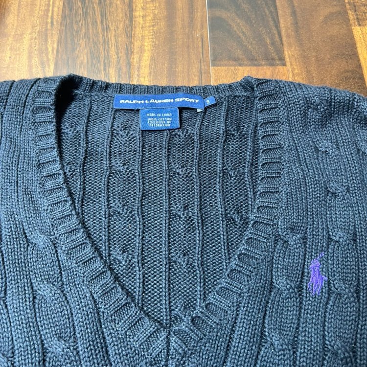 Ralph Lauren Cable Knit V-Neck Size S