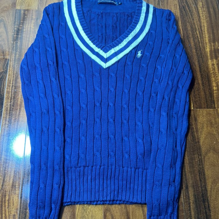 Ralph Lauren V-Neck Sweater Size M