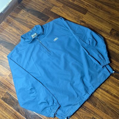 UMBRO WINDBREAKER