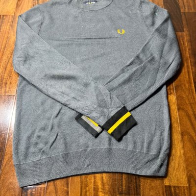 Fred Perry  Neck Knit Sweater