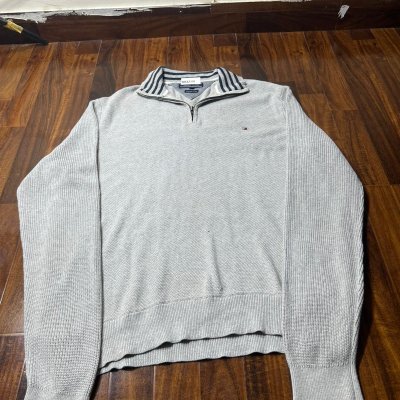 Tommy Hilfiger Grey Textured 1/4 Zip Sweater