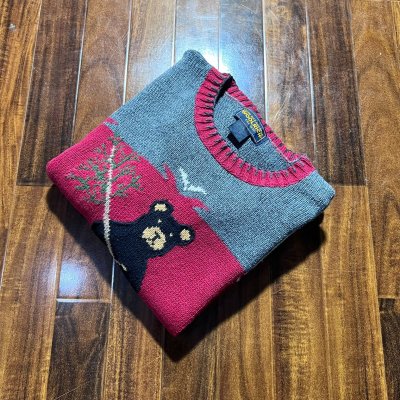 Woolrich Bear Camp Crew Knit | Red Grey White | Bear Intarsia | Size L | 60cm P2P | 68cm Length